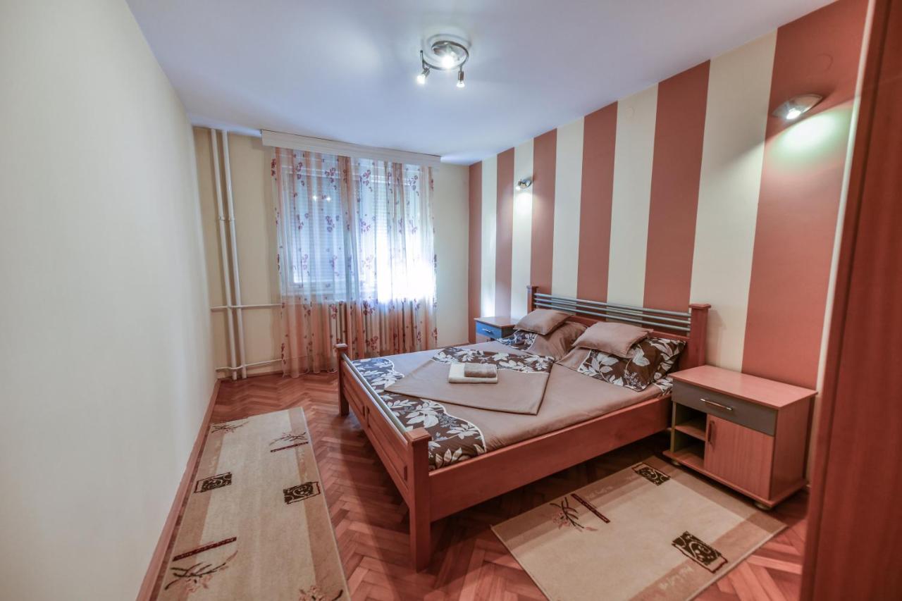 Lux Apartman Cvetkovic Apartment Kraljevo Ngoại thất bức ảnh