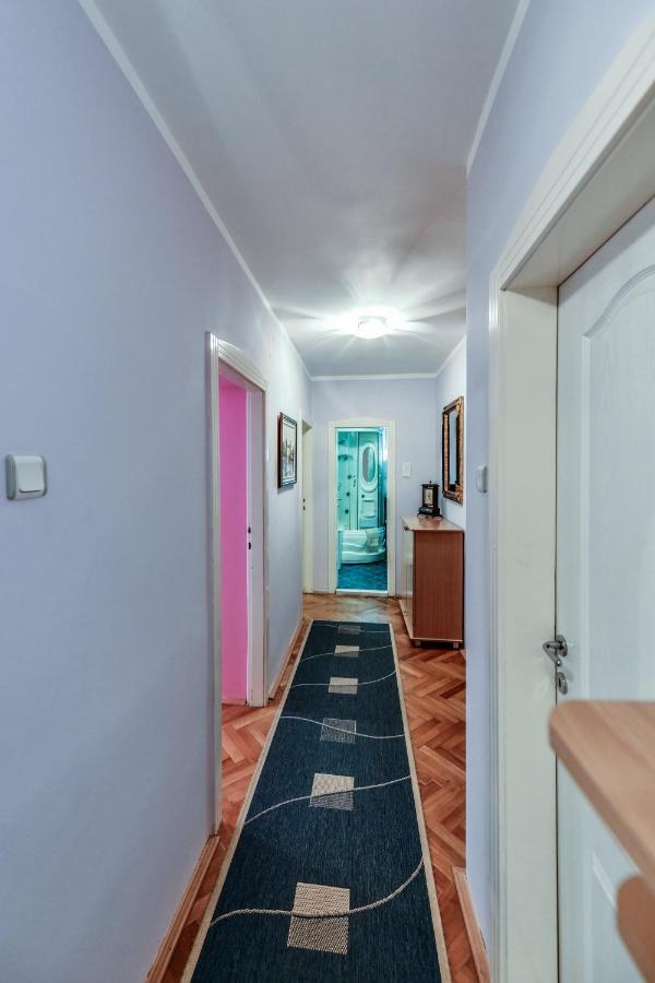 Lux Apartman Cvetkovic Apartment Kraljevo Ngoại thất bức ảnh