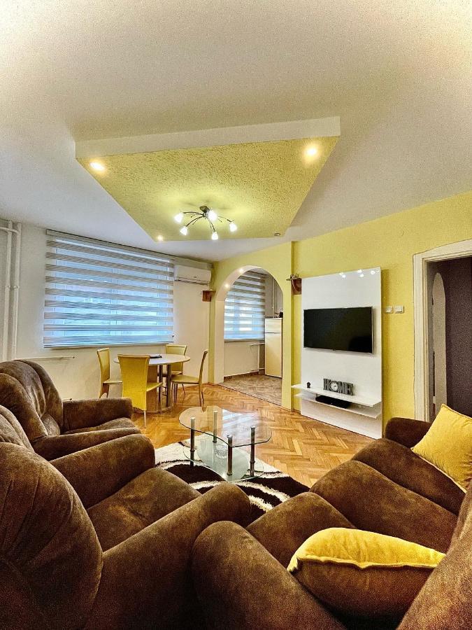 Lux Apartman Cvetkovic Apartment Kraljevo Ngoại thất bức ảnh